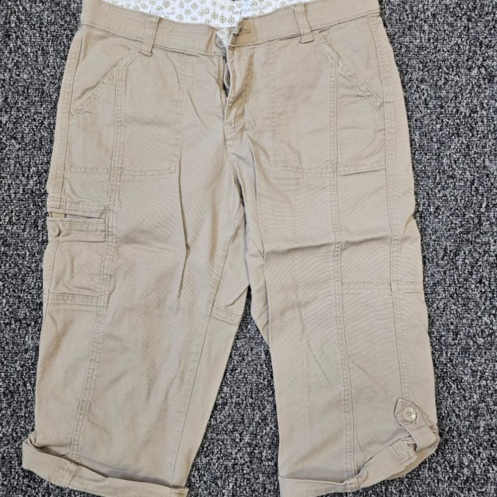 Lee Capris- Size 10 (M)
